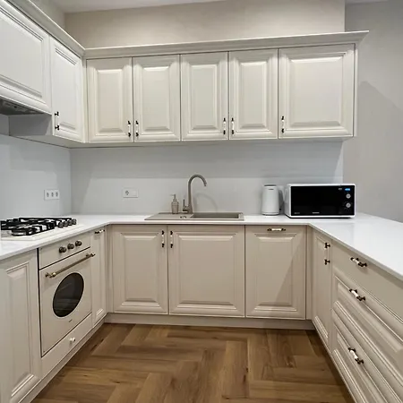Apartment Near The Sea