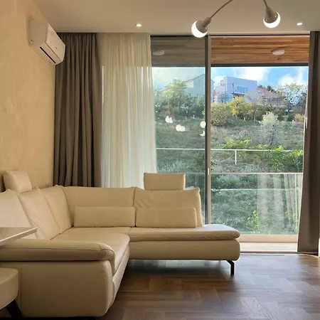 Apartment Near The Sea Odesa